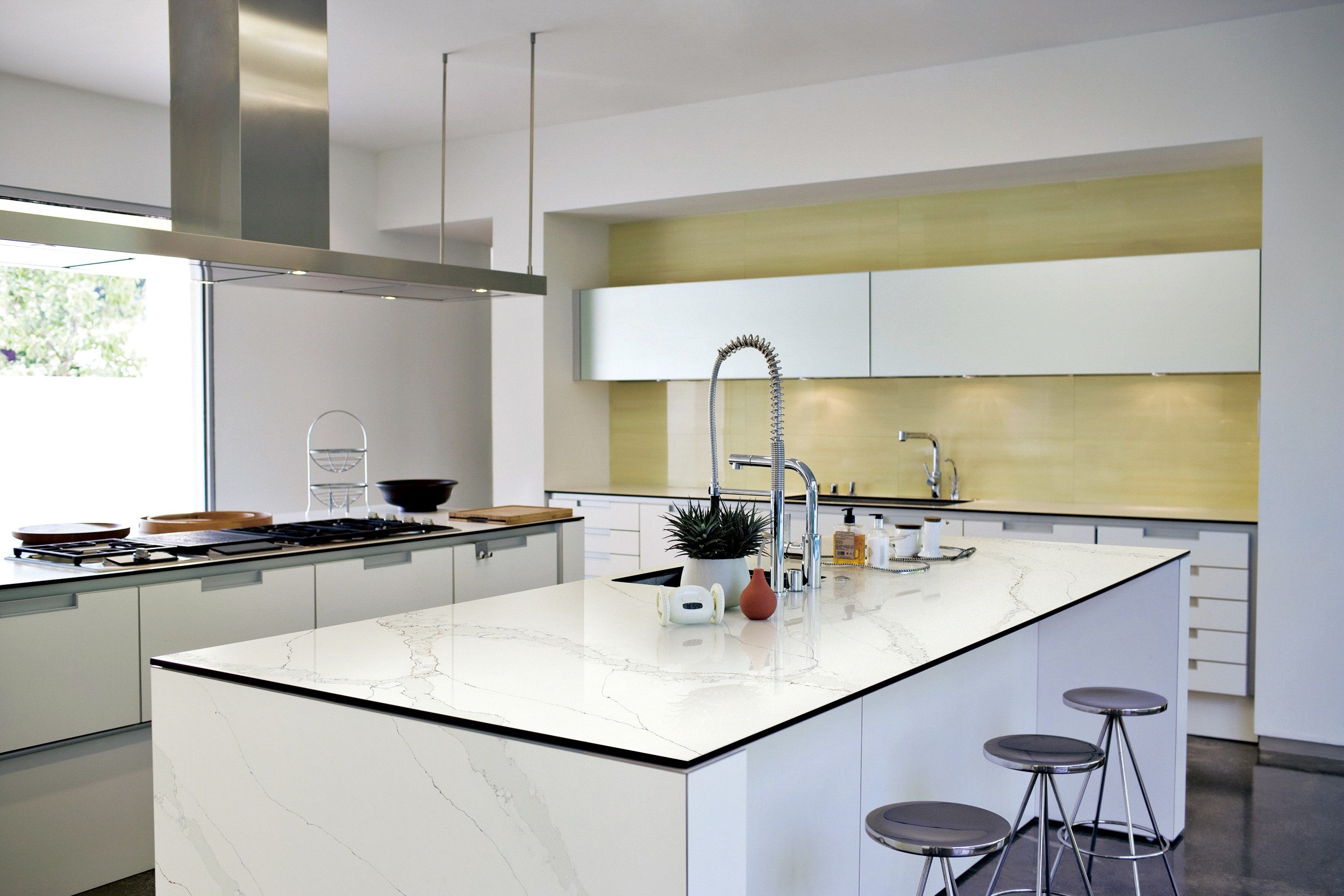 KA9810 CALACATTA GOLD
